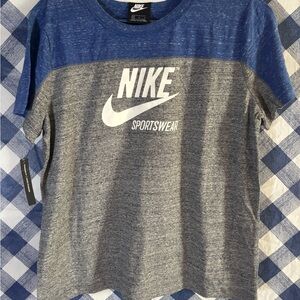 Nike Women’s Heathered Blue and Gray Tee